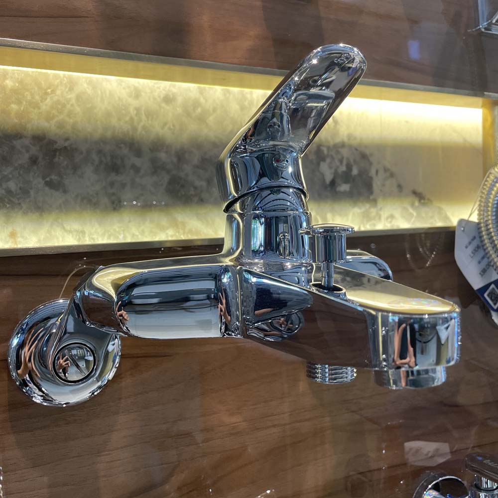 Vòi sen tắm nóng lạnh Luxta L2210C