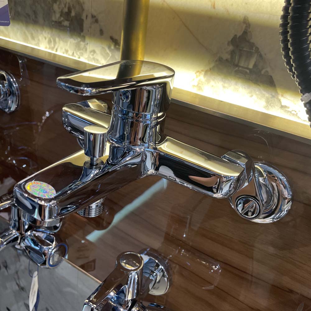 Vòi sen tắm Luxta L2223