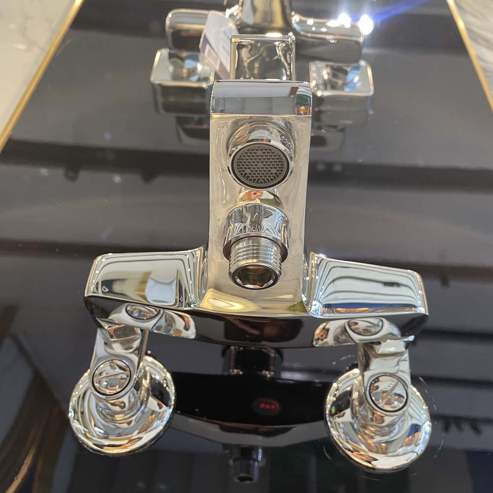 Bộ sen tắm nóng lạnh Luxta L2226