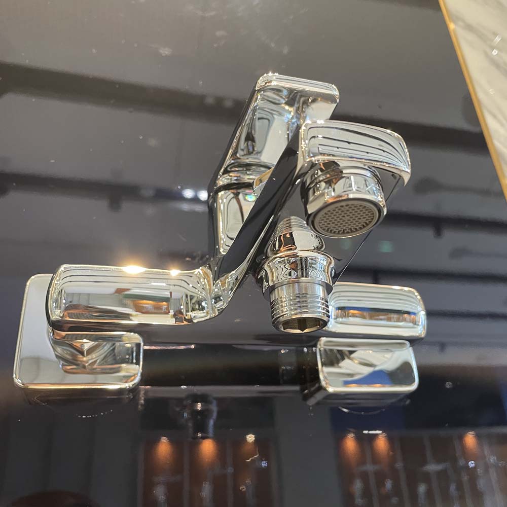 Bộ sen tắm nóng lạnh Luxta L2229M