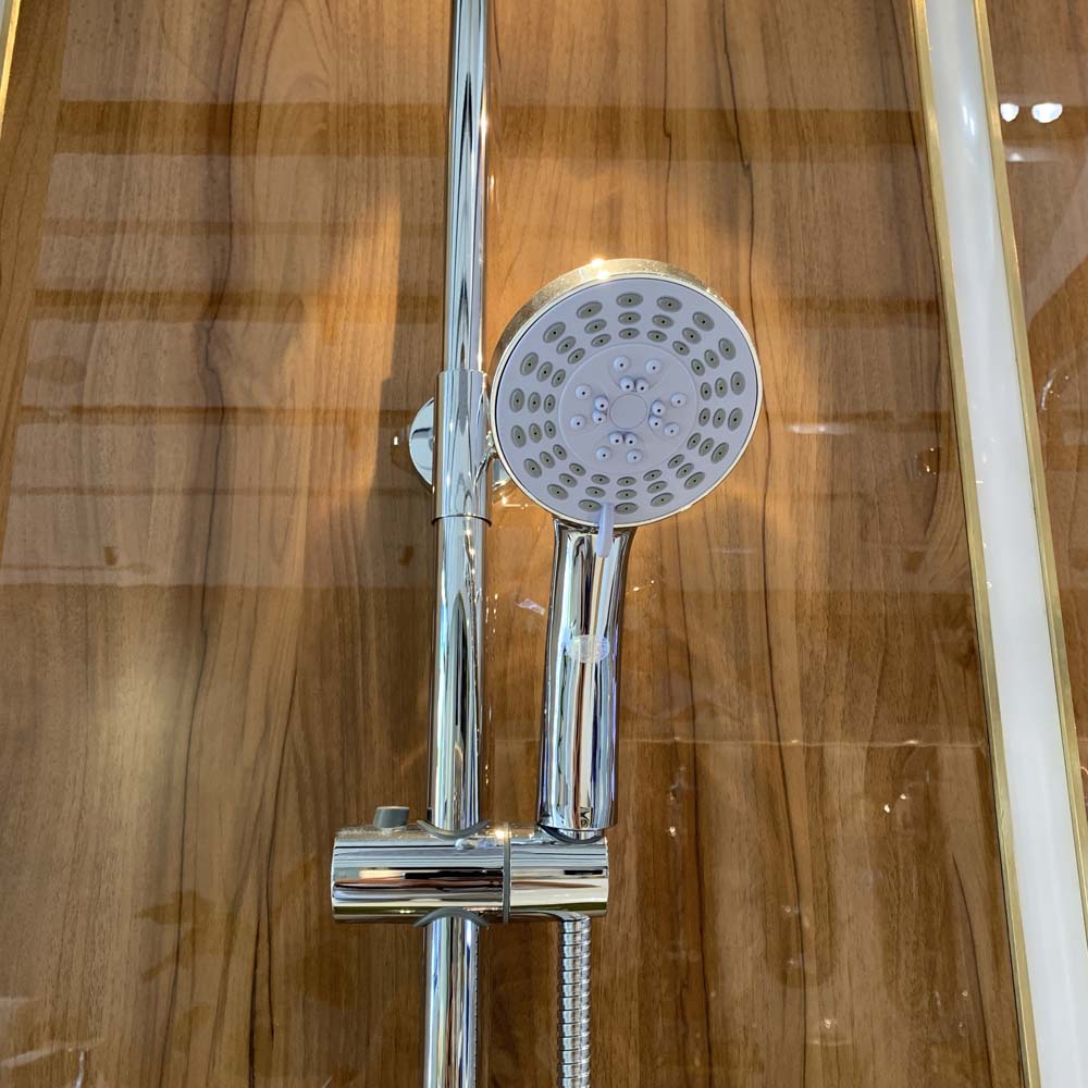 Sen cây nóng lạnh Luxta L7211