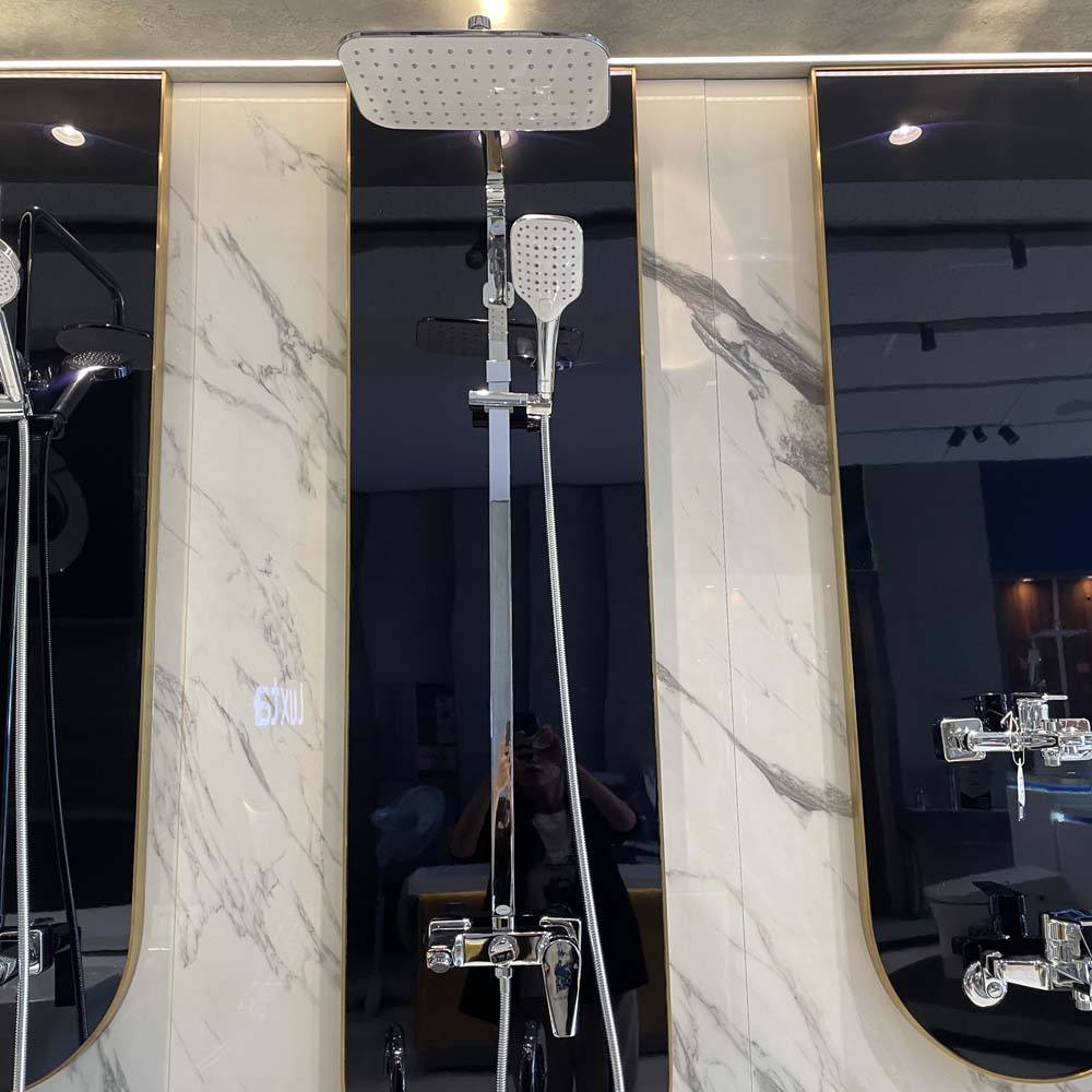 Sen cây nóng lạnh Luxta L7214NV