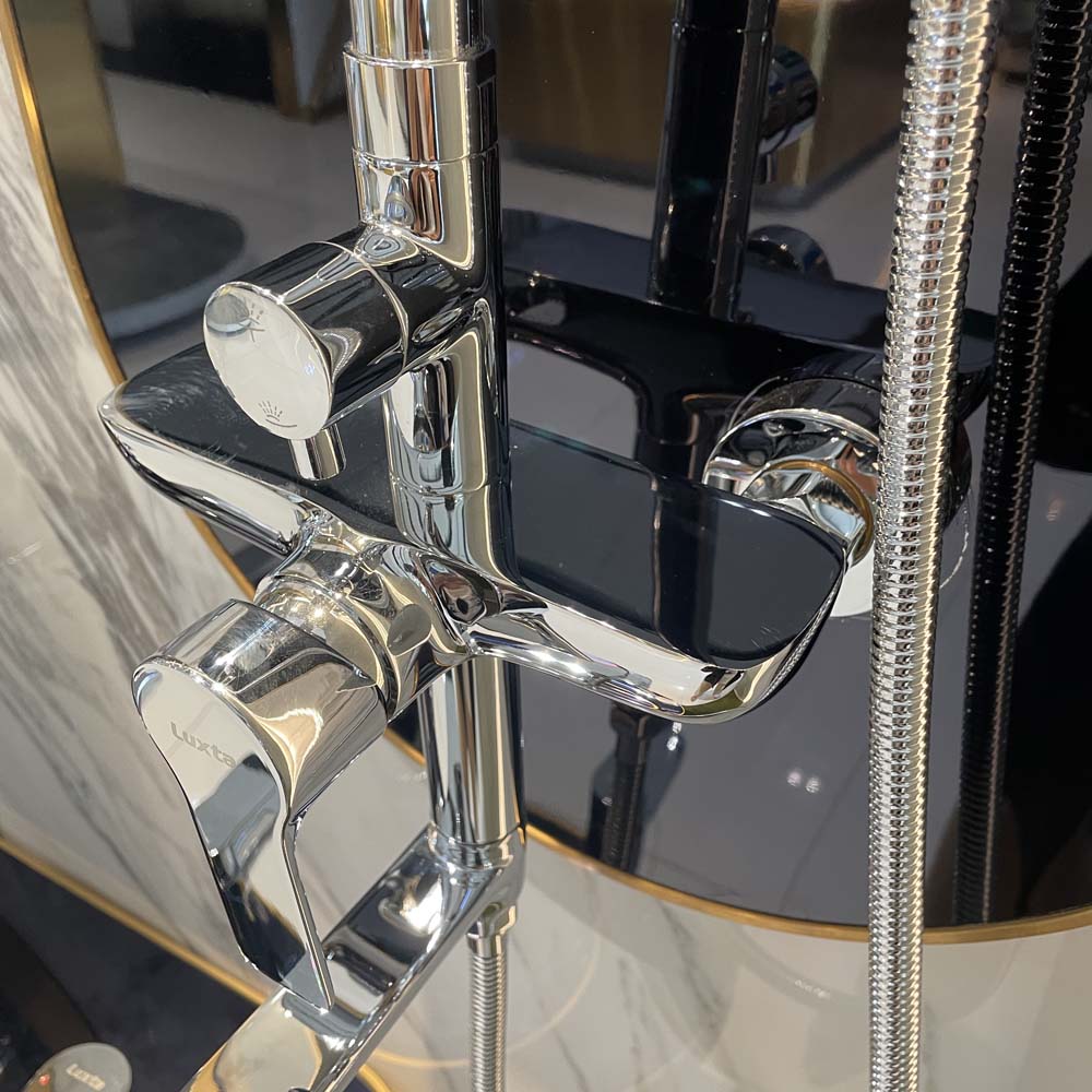 Sen cây nóng lạnh Luxta L7220