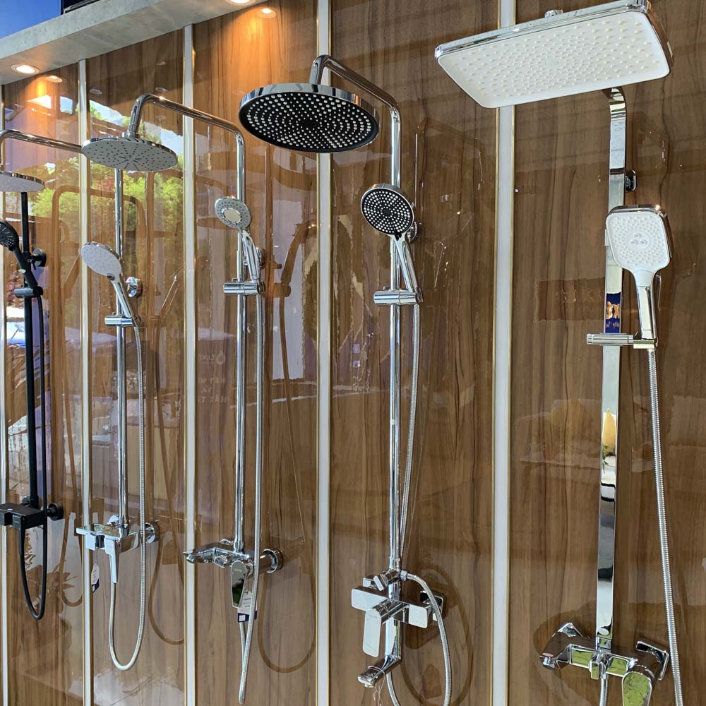 Bộ sen cây tắm nóng lạnh Luxta L7220N