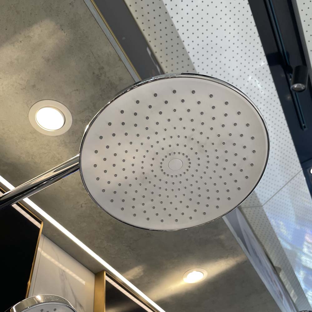 Sen cây nóng lạnh Luxta L7221