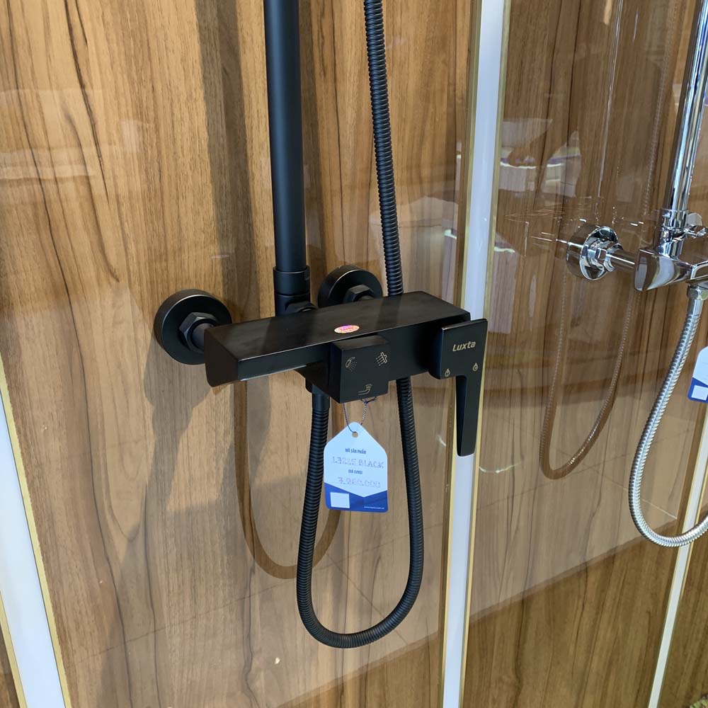 Bộ sen tắm cây đứng nóng lạnh Luxta L7225-Black