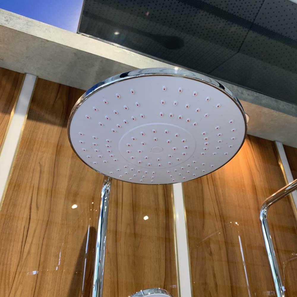 Bộ sen tắm cây đứng nóng lạnh Luxta L7225