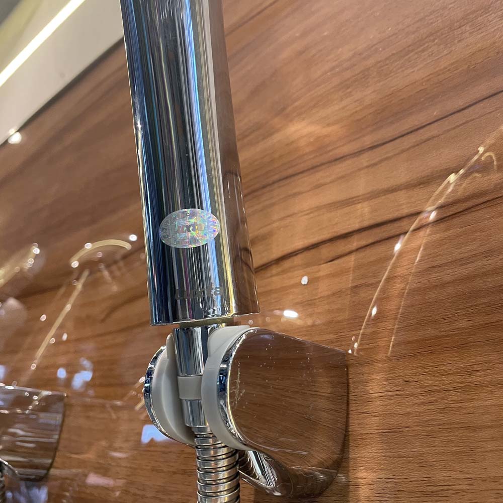 Tay sen tắm Luxta T11