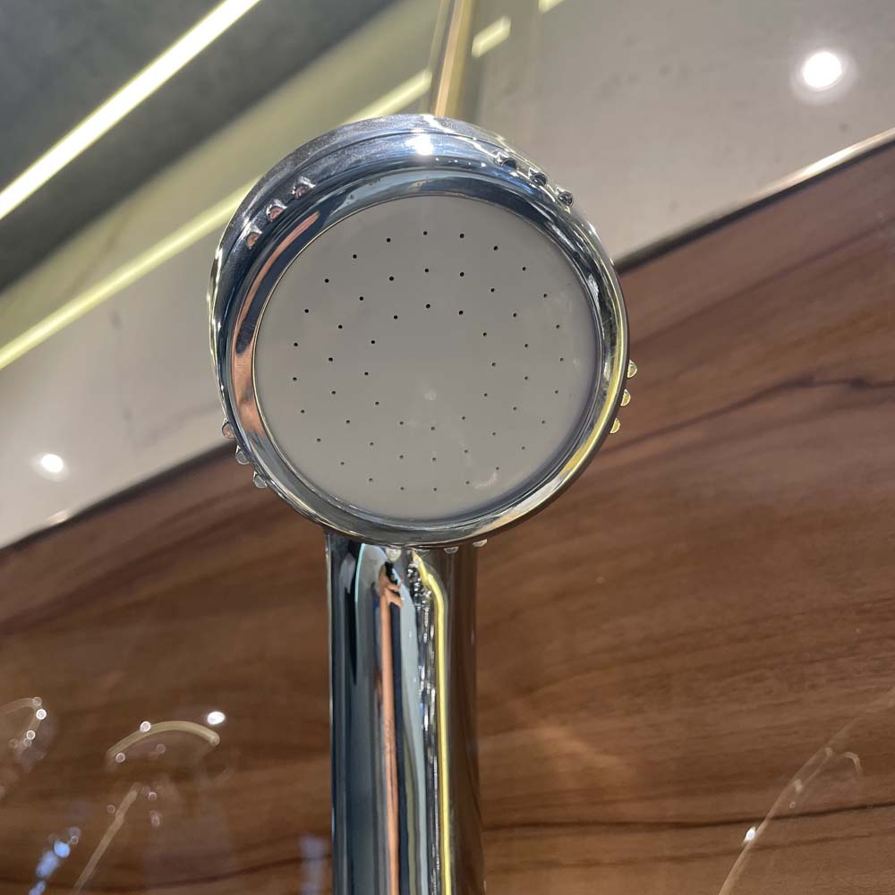 Tay sen tắm Luxta T11