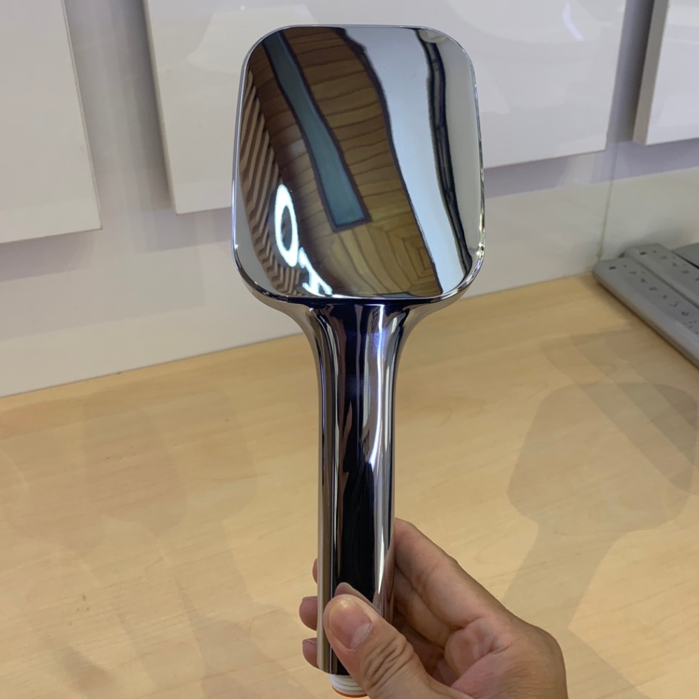 Tay sen tắm Luxta TN28