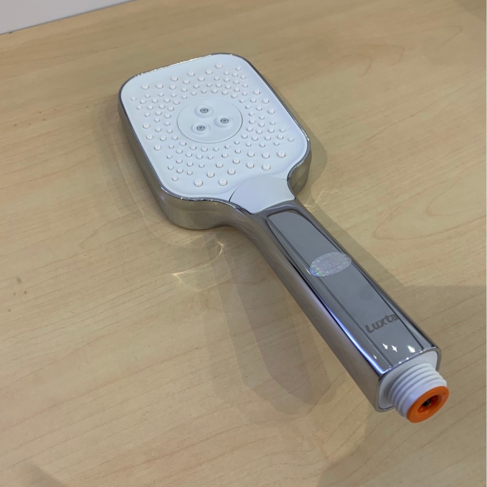 Tay sen tắm Luxta TN28