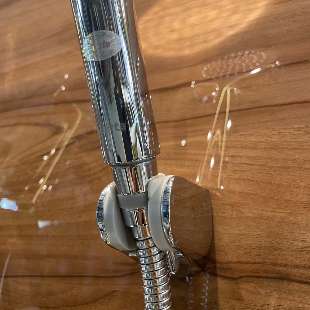 Tay sen tắm Luxta TX26