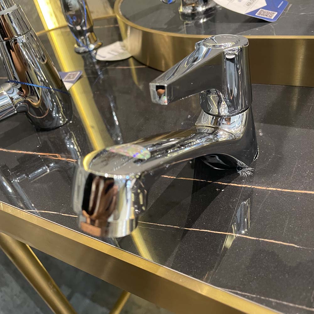 Vòi chậu lavabo lạnh Luxta L1104V