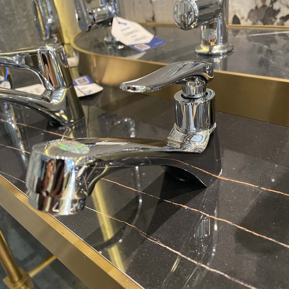 Vòi chậu lavabo lạnh Luxta L1112M