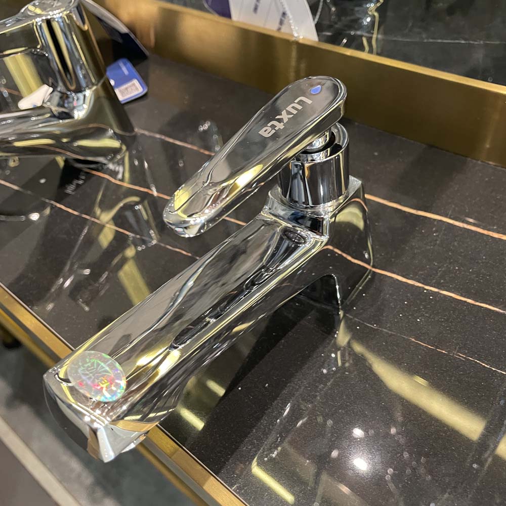 Vòi chậu lavabo lạnh Luxta L1114T3