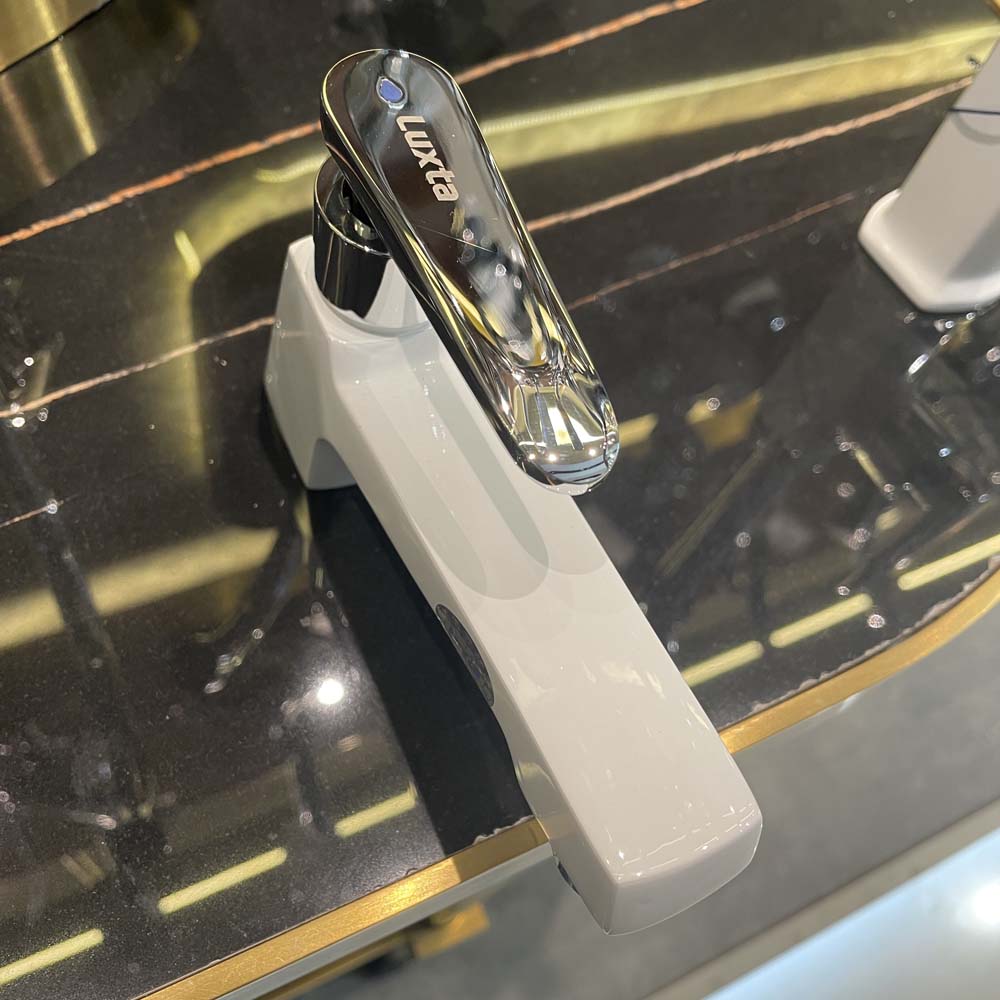 Vòi chậu lavabo lạnh Luxta L1114WT3