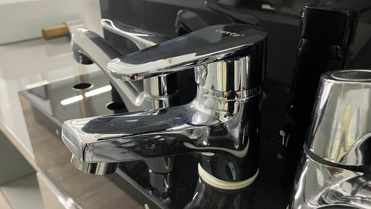 Vòi chậu lavabo lạnh Luxta L1123