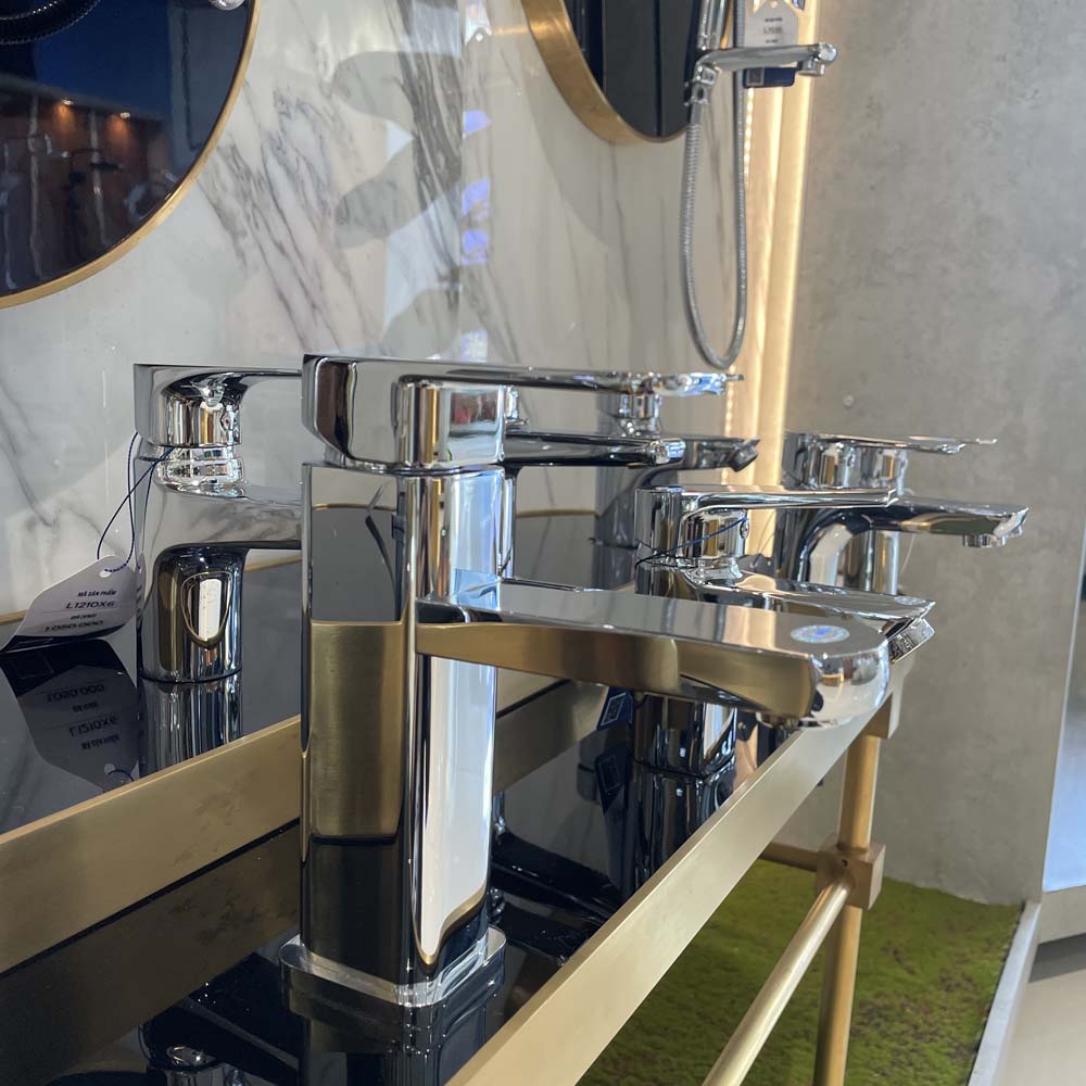 Vòi chậu lavabo nóng lạnh Luxta L1205