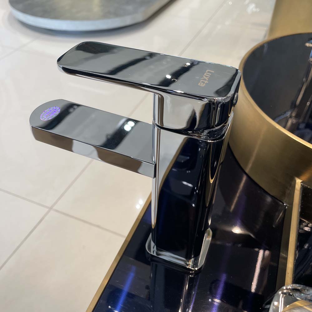 Vòi chậu lavabo nóng lạnh Luxta L1205