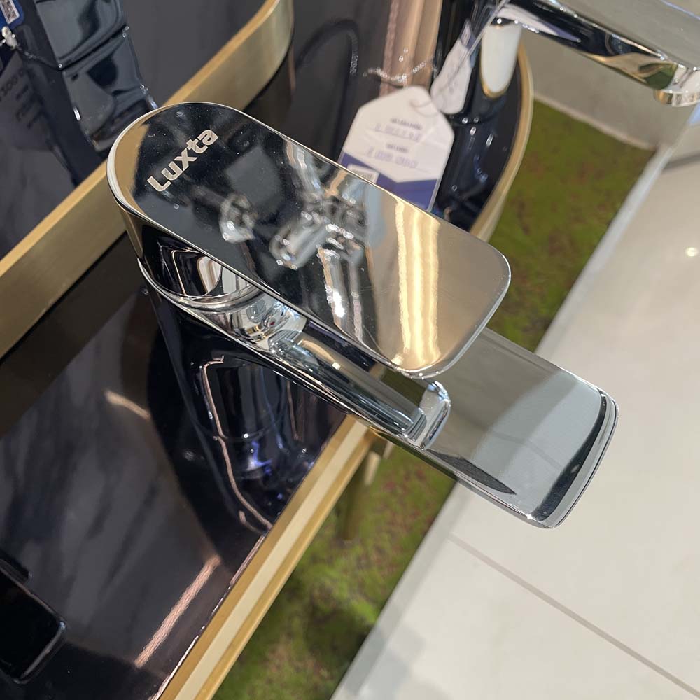 Vòi chậu lavabo nóng lạnh Luxta L1220