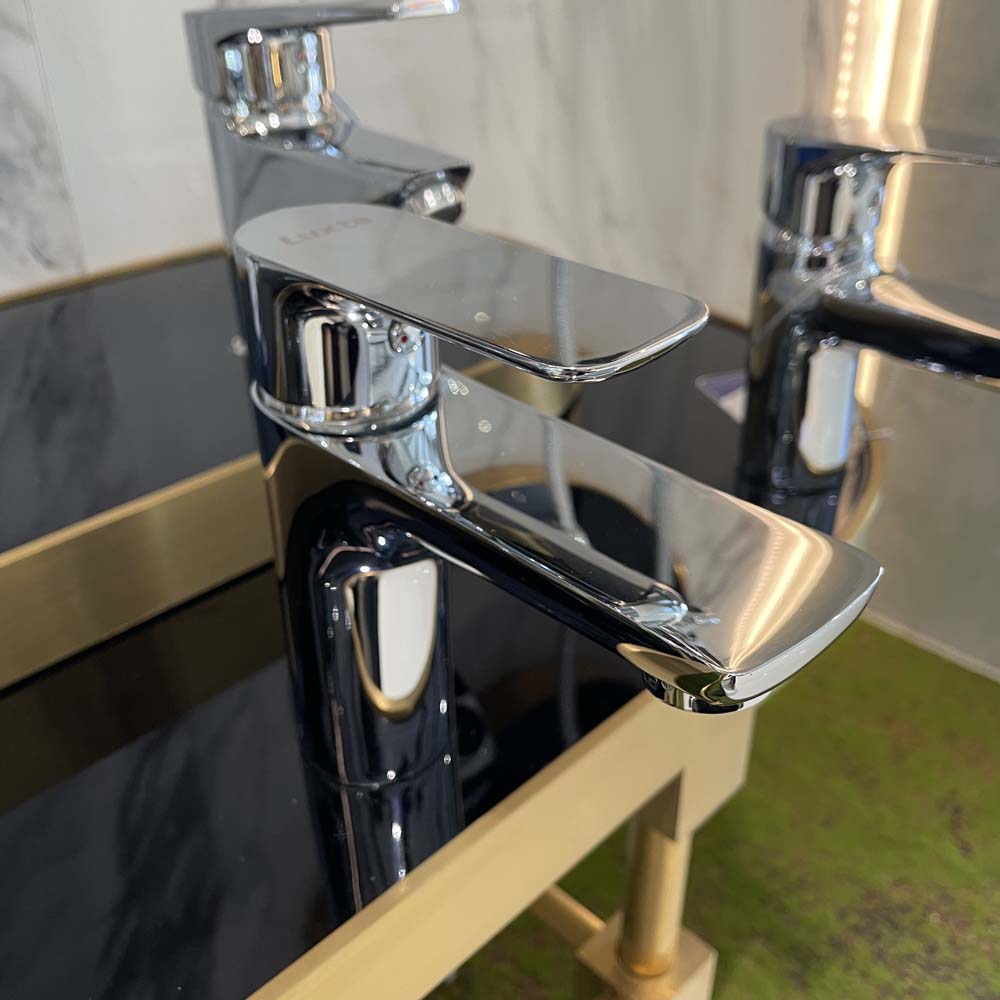 Vòi chậu lavabo nóng lạnh Luxta L1220