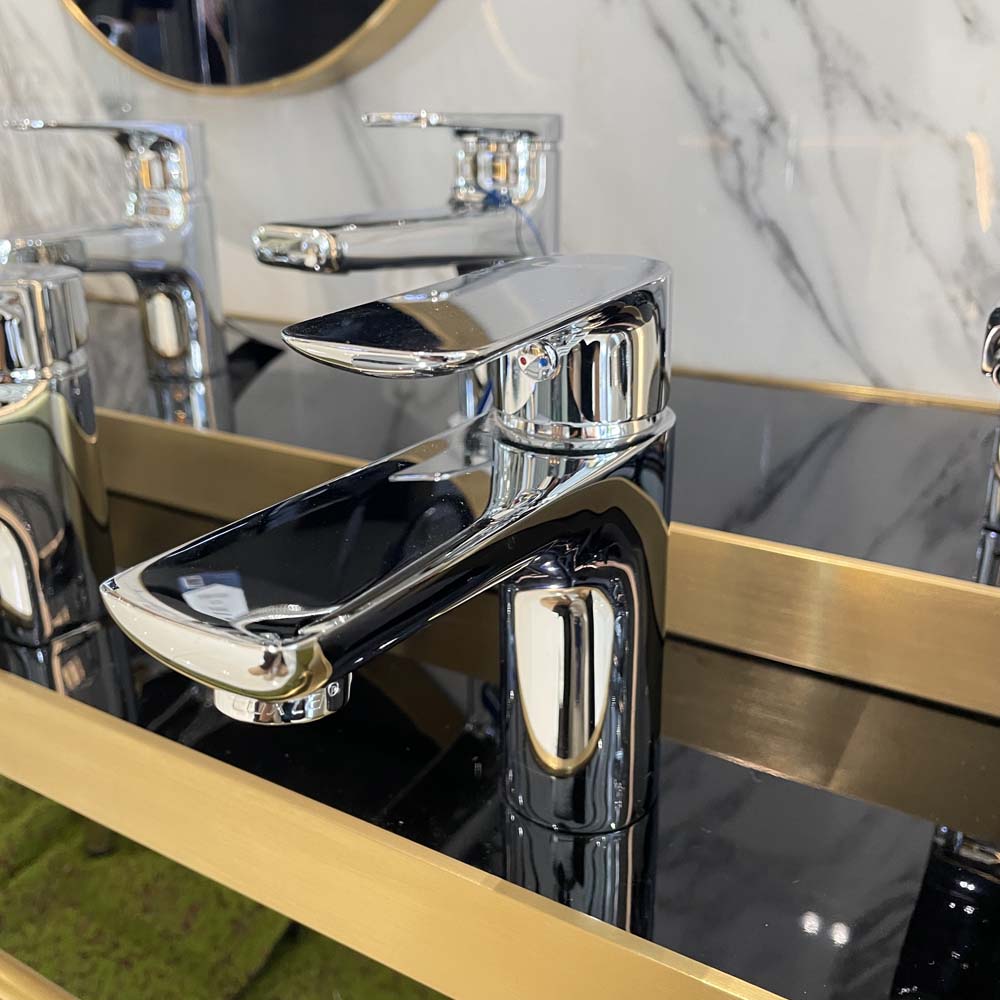 Vòi chậu lavabo nóng lạnh Luxta L1220