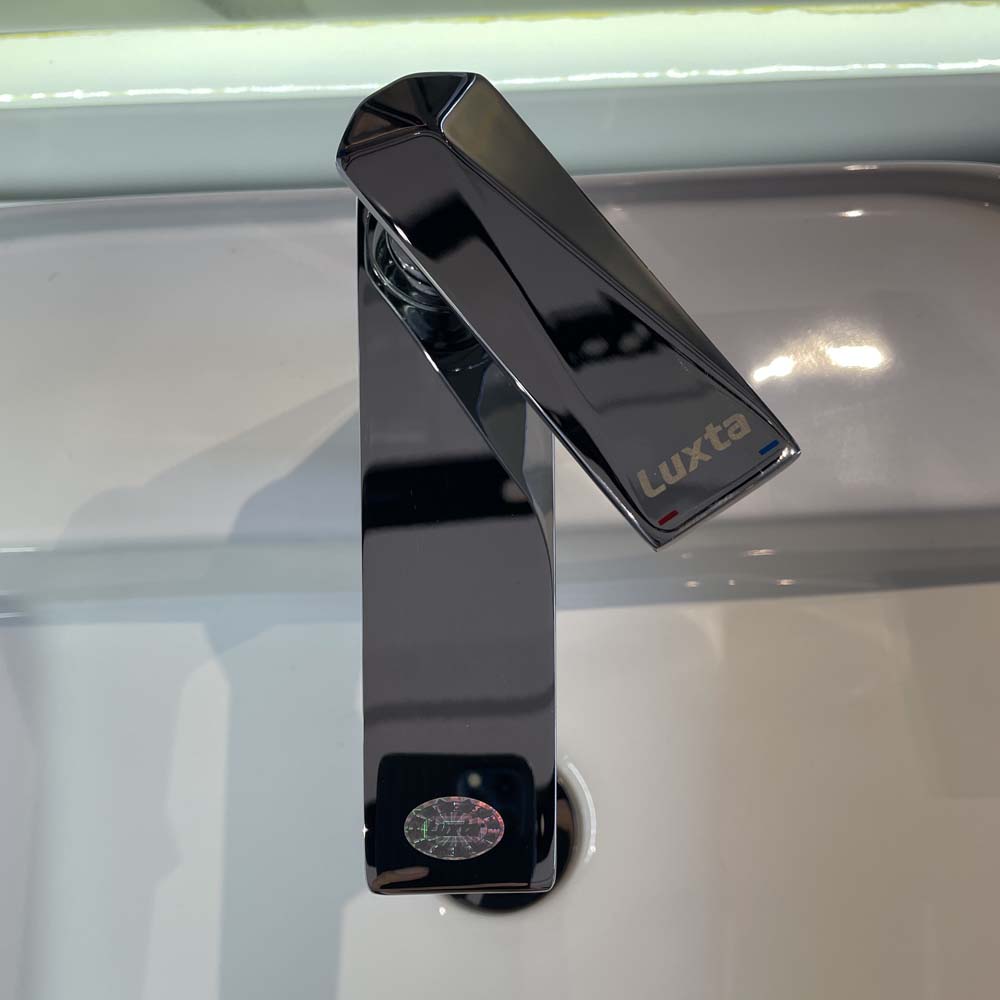 Vòi chậu lavabo nóng lạnh Luxta L1221