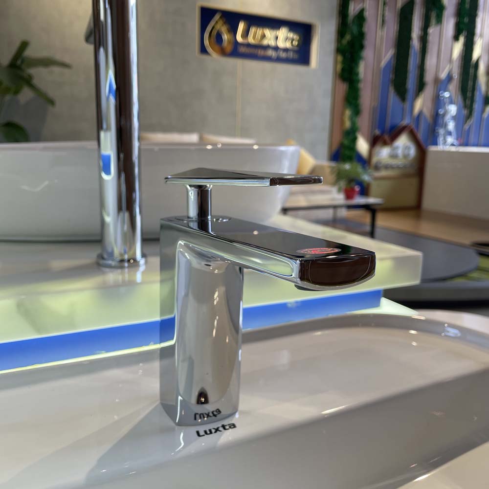 Vòi chậu lavabo nóng lạnh Luxta L1221