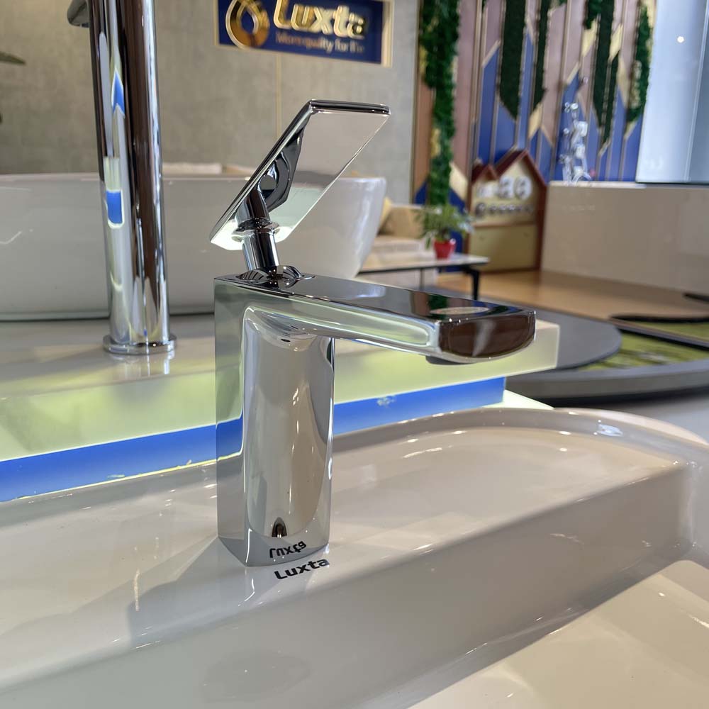 Vòi chậu lavabo nóng lạnh Luxta L1221