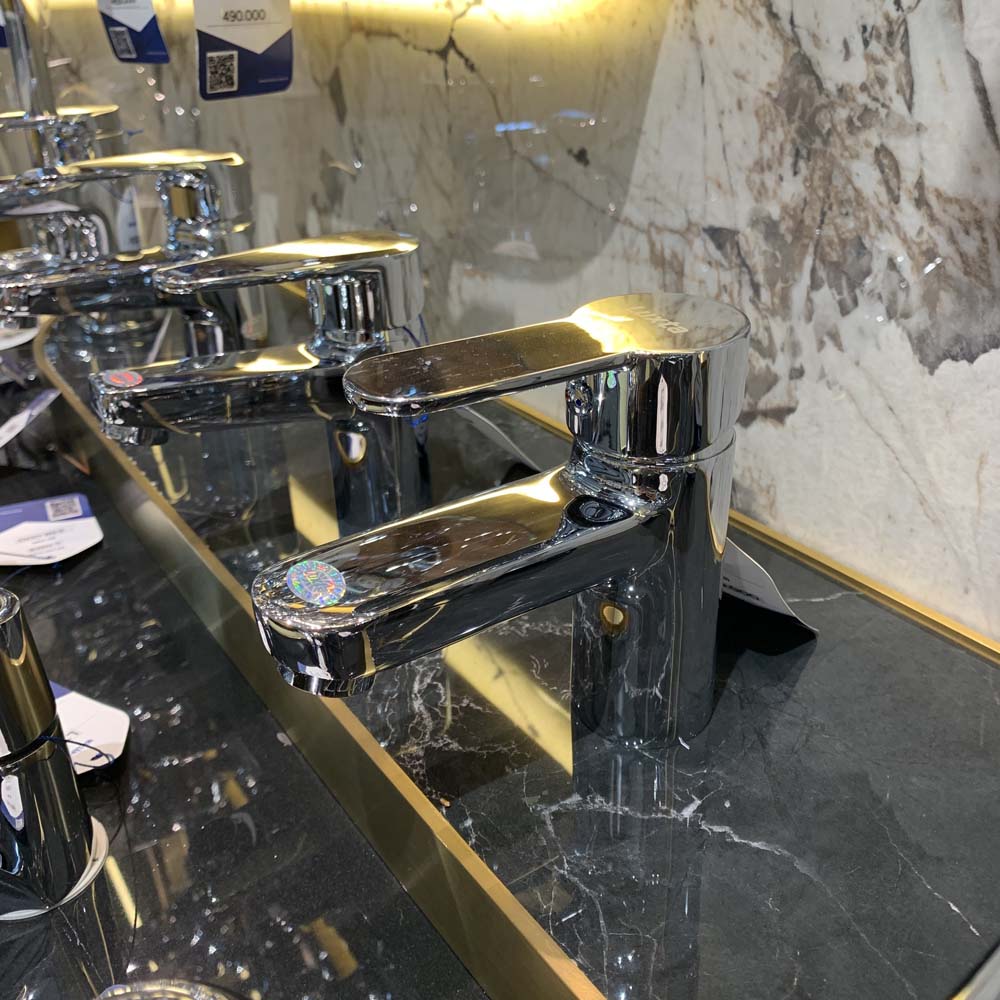 Vòi chậu lavabo nóng lạnh Luxta L1222