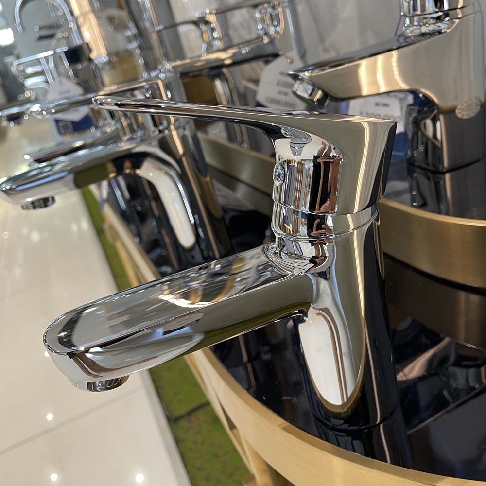 Vòi chậu lavabo nóng lạnh Luxta L1222X6