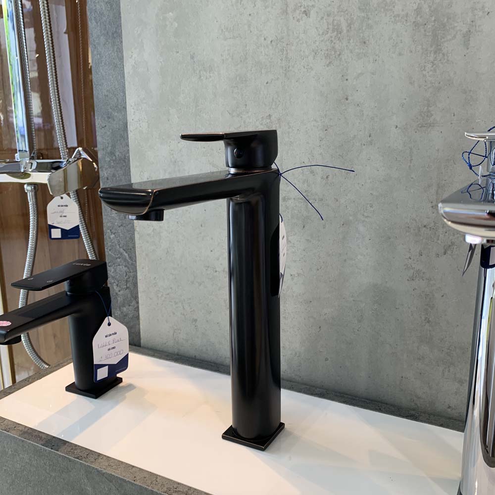 Vòi chậu lavabo nóng lạnh Luxta L1228B-Black