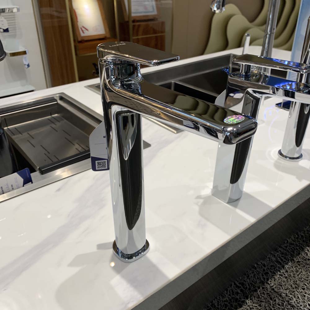 Vòi chậu lavabo nóng lạnh Luxta L1229B