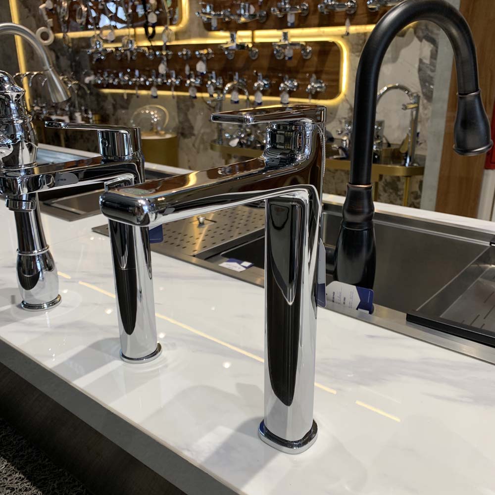 Vòi chậu lavabo nóng lạnh Luxta L1229B