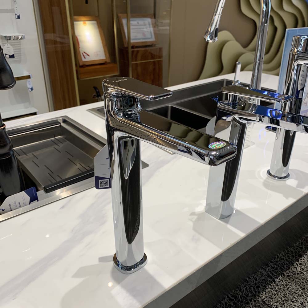 Vòi chậu lavabo nóng lạnh Luxta L1229B