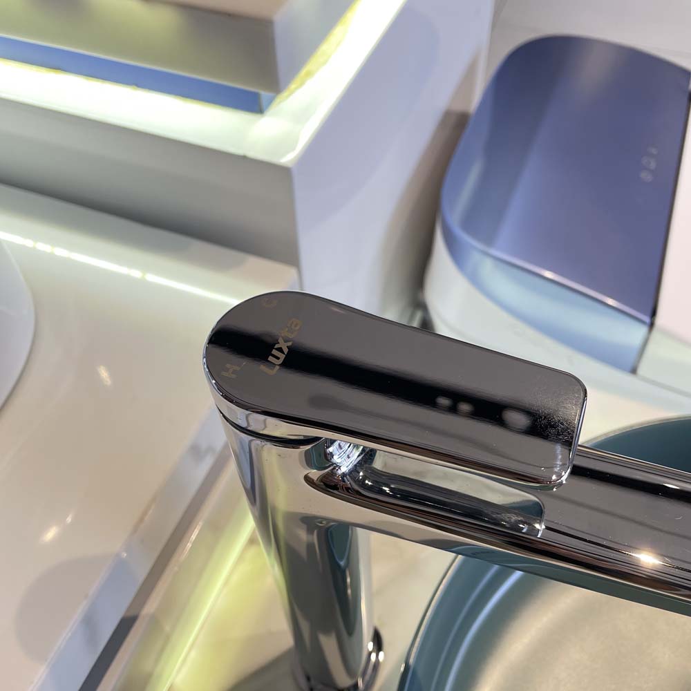Vòi chậu lavabo nóng lạnh Luxta L1229B