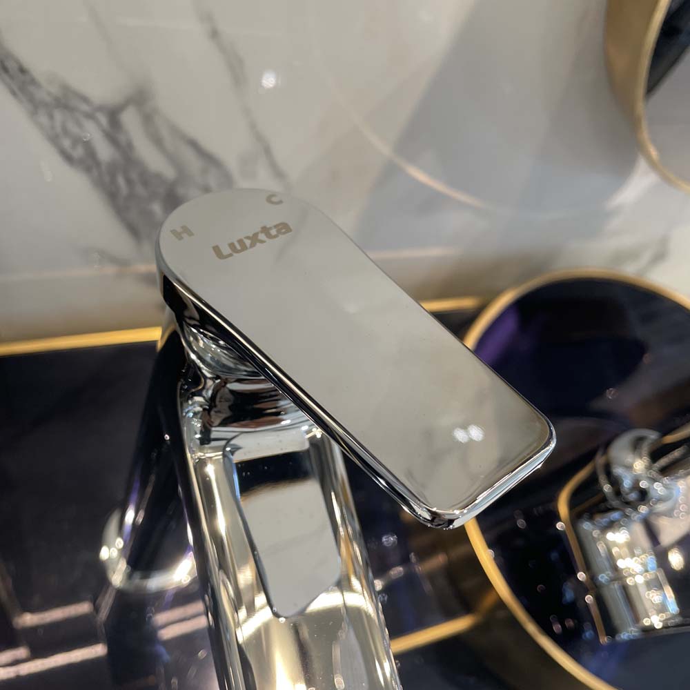 Vòi chậu lavabo nóng lạnh Luxta L1229B