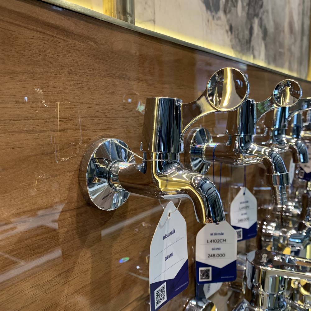 Vòi hồ Luxta L4102