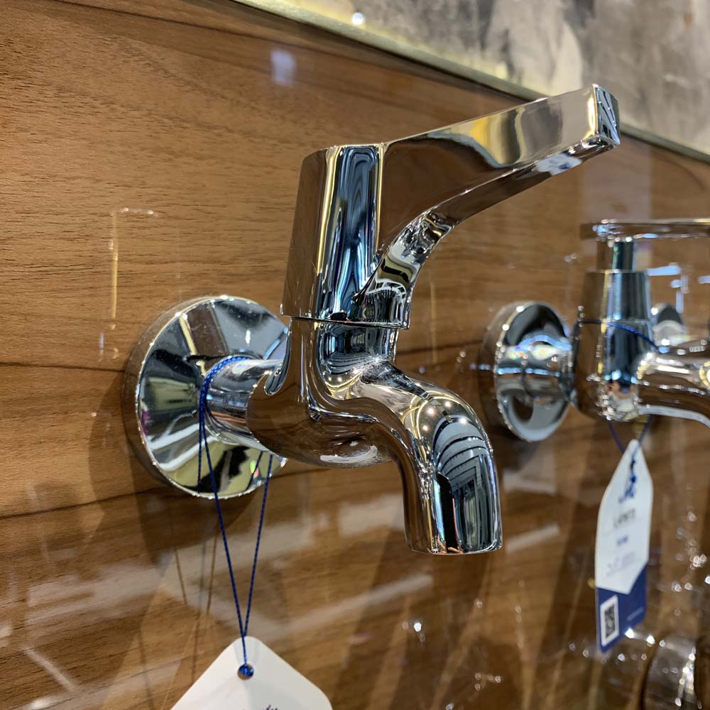 Vòi hồ Luxta L4102CM