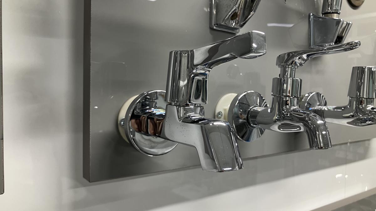 Vòi hồ Luxta L4114T1