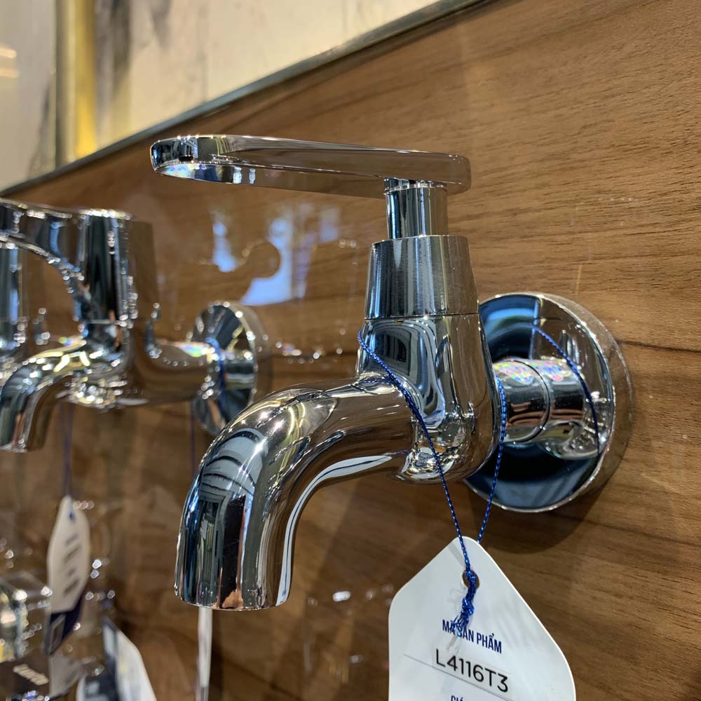 Vòi hồ Luxta L4116T3