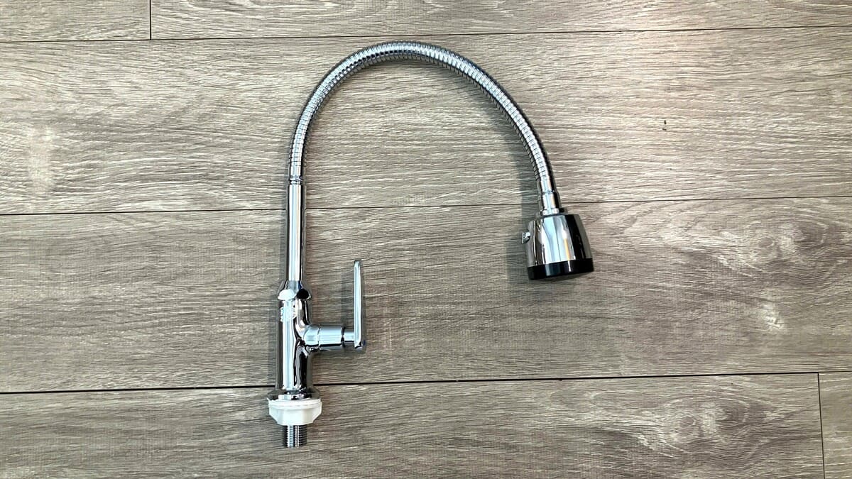 Vòi bếp lạnh Luxta L3102T3B