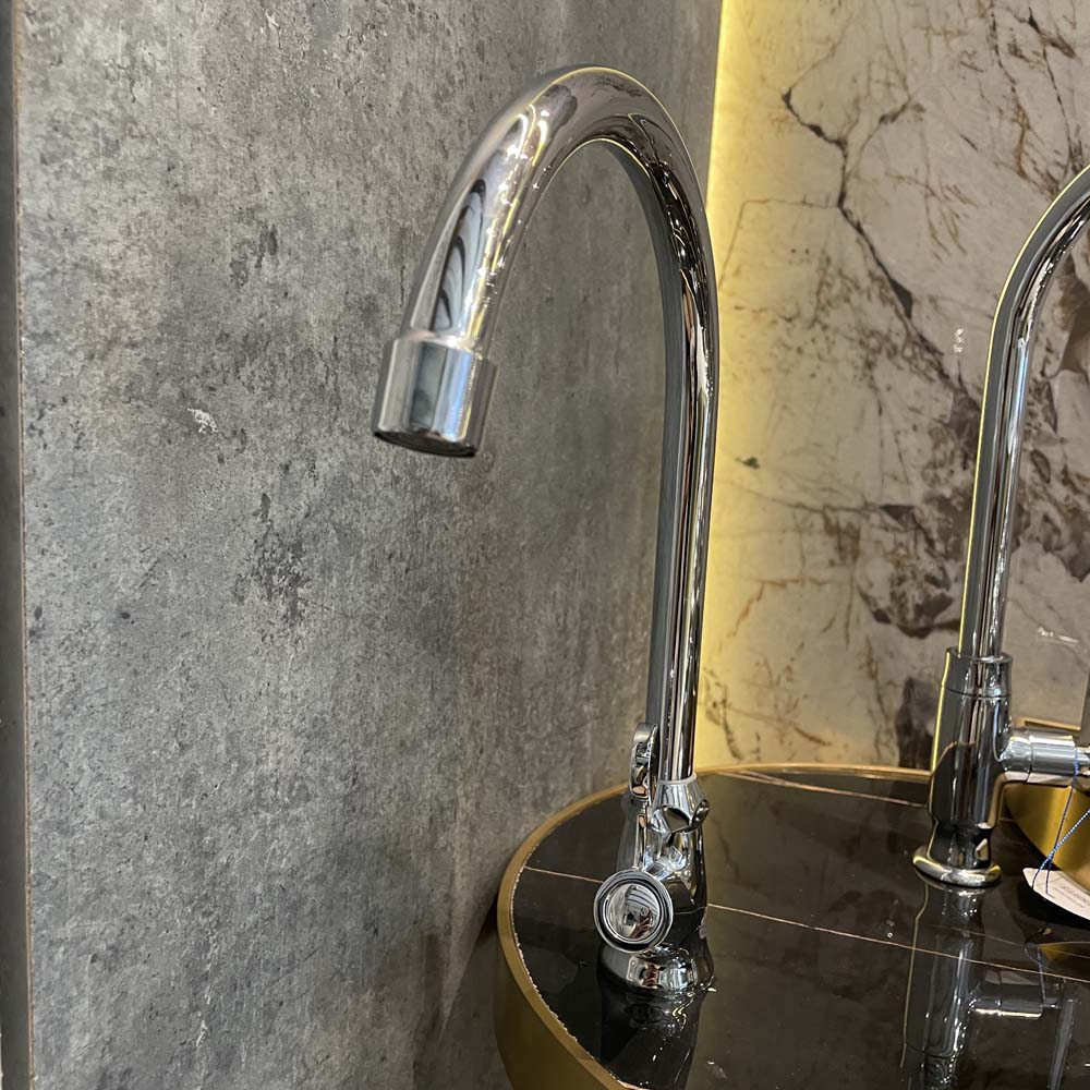 Vòi rửa chén Luxta L3105