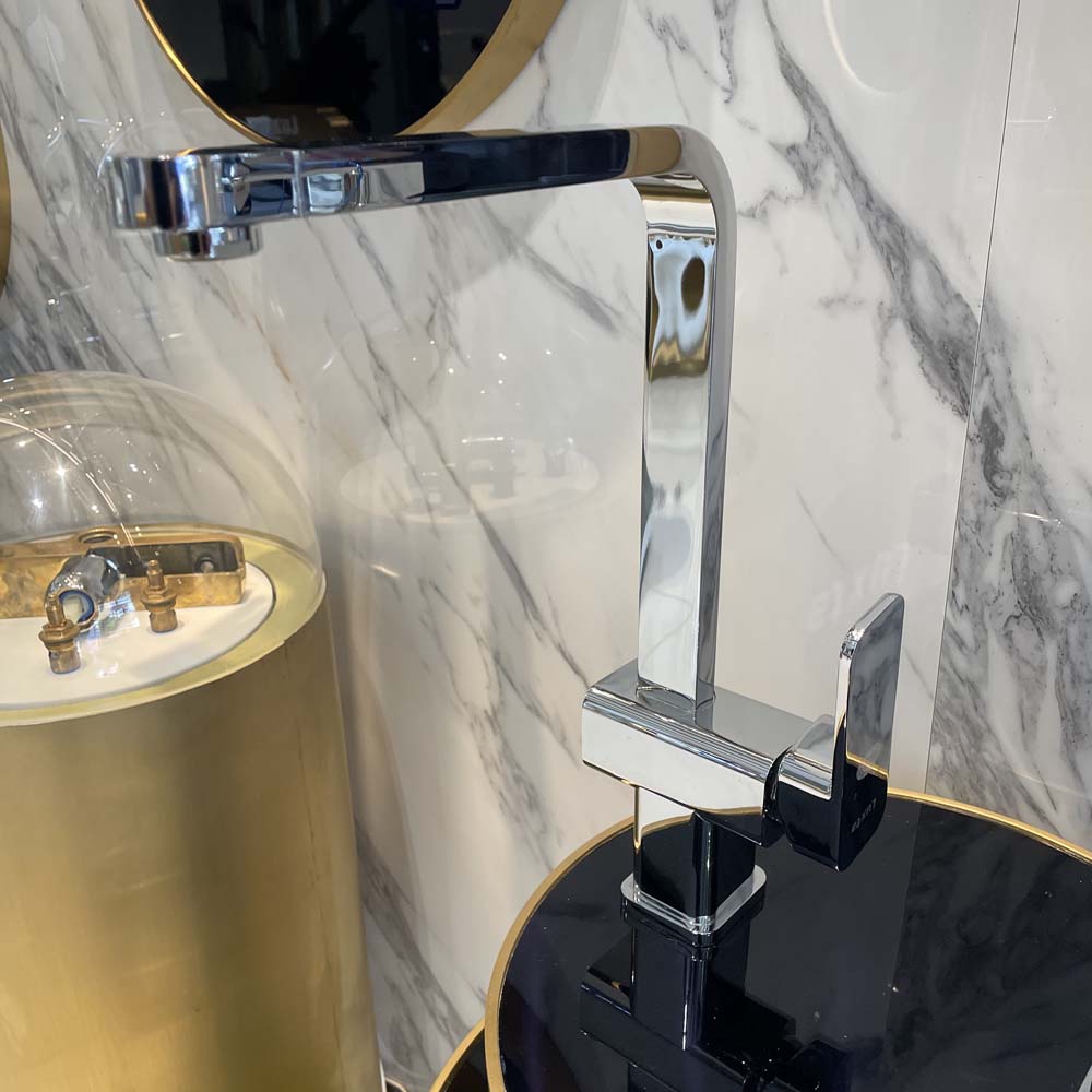 Vòi bếp nóng lạnh Luxta L3205