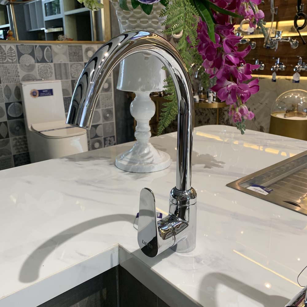 Vòi rửa chén Luxta L3222X6 nóng lạnh
