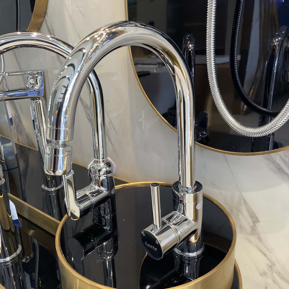 Vòi bếp nóng lạnh Luxta LK322