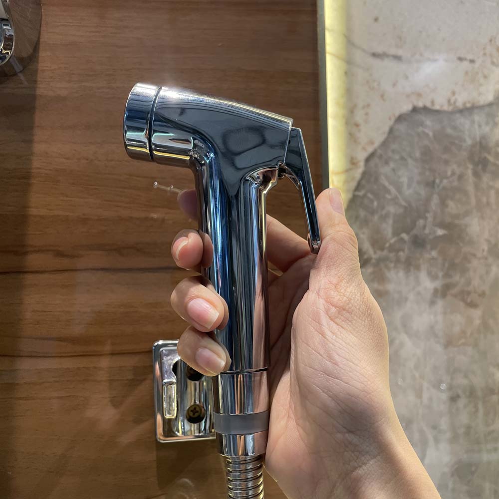 Vòi xịt vệ sinh Luxta L5101