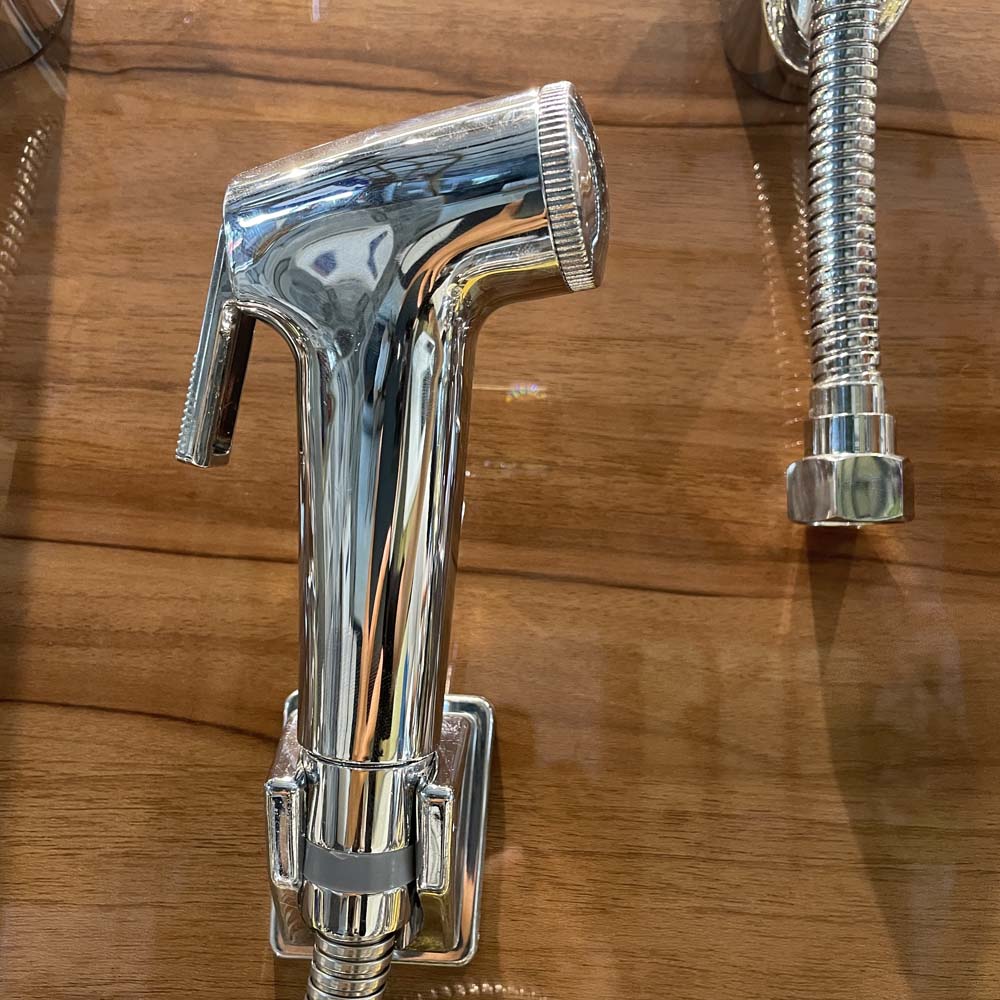 Vòi xịt vệ sinh Luxta L5101CM