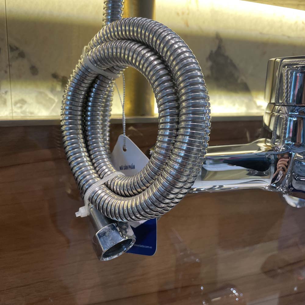 Vòi xịt toilet Luxta L5106