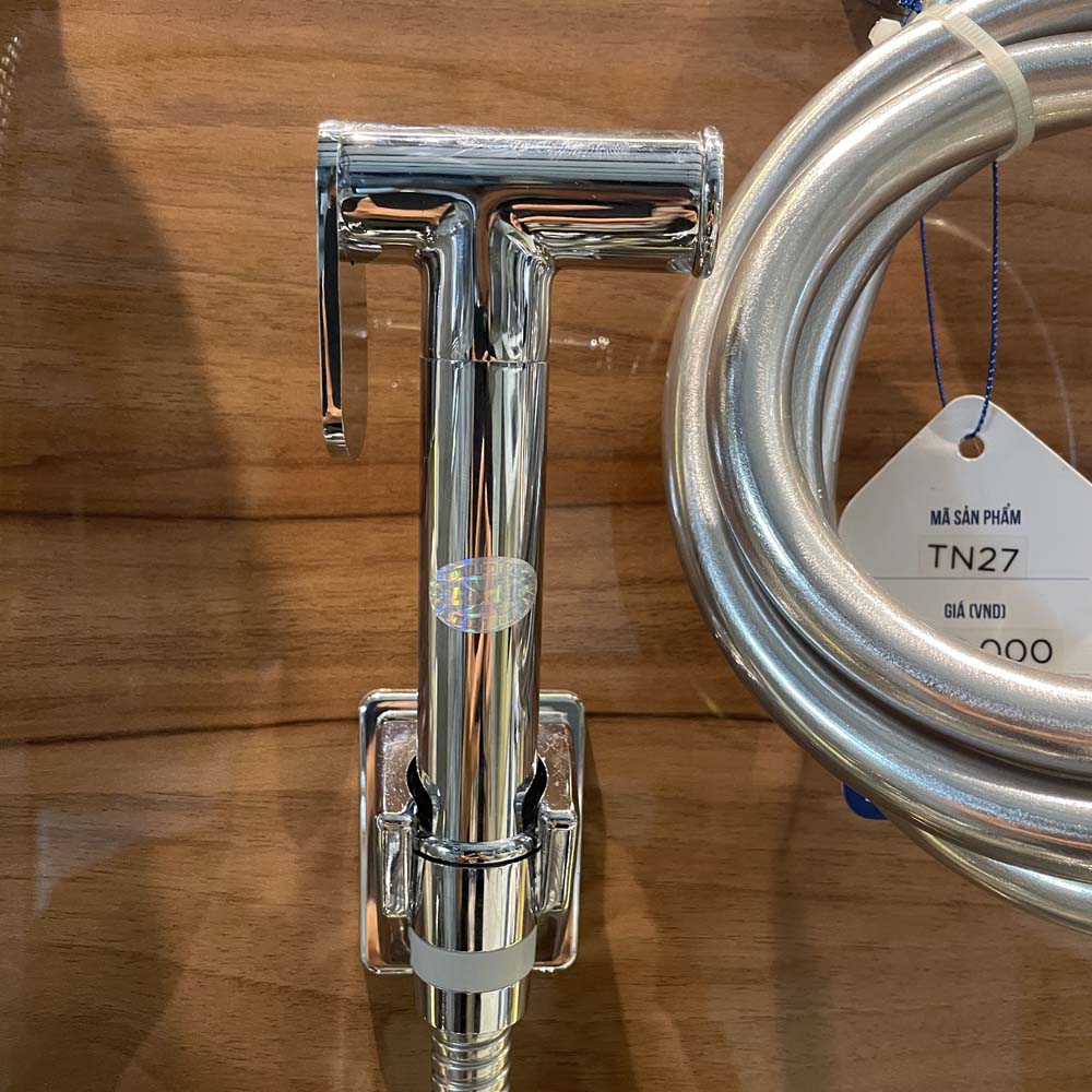 Vòi xịt vệ sinh Luxta L5109